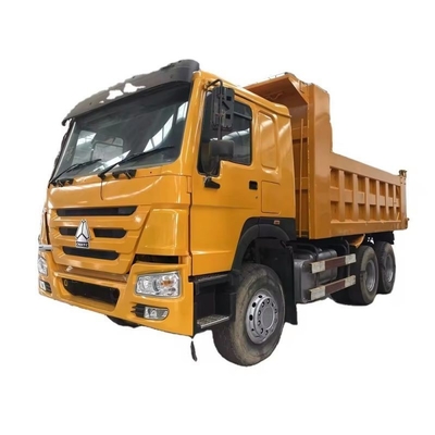 Buisloos bandenontwerp Gebruikte mijnbouw dumptruck HOWO 375HP Rechtsrijder 10 Wiel 6X4