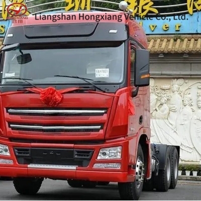 HOWO Sinotruk Trucks Hoofd Gebruikte trekkertruck met banden en aanpassing