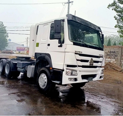Shacman F3000 6X4 385-440HP trekkertruck in de GCC-markt met en GCC-gecertificeerde banden