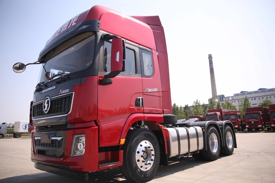 Gebruikte HOWO Trucks Sinotruk 6X4 Traktor Truck 8.2tons GVW 5001-10000 Kg voor uw behoeften