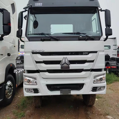 8.2 ton Maximaal koppel Sinotruk HOWO 10 wielen 371 pk Traktor Truck Trailer hoofd