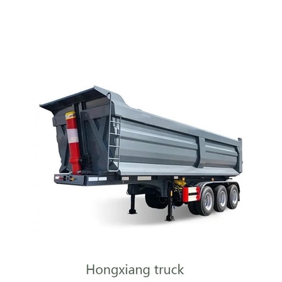 Semi-trailer met schorsing van het kruisarmtype voor een soepel en veilig bulkvervoer van cementpoeder