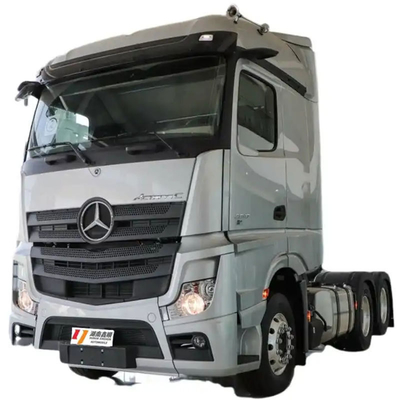 Semi-trailer, trekker, vrachtwagen, hoofdverhuizer met een hoge capaciteit en weinig onderhoud