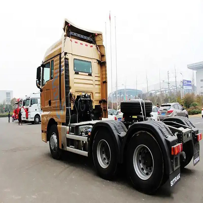Semi-trailer, trekker, vrachtwagen, hoofdverhuizer met een hoge capaciteit en weinig onderhoud