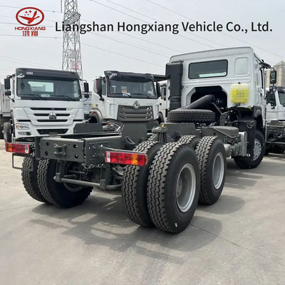 High Roof Tractor Truck met een motorcapaciteit van 8,2 liter en een laadcapaciteit van 8,2 ton