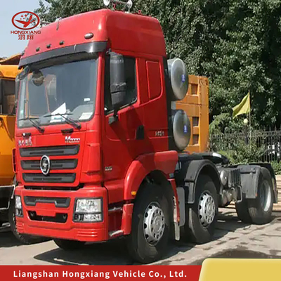 Dumptruck met grote capaciteit Traktortruck met goede conditie en design van buisloze banden