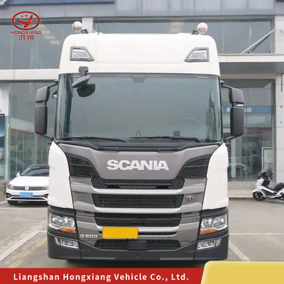 Zware trekkertruck met een laadvermogen van 8,2 ton en een jaar naverkoopservice