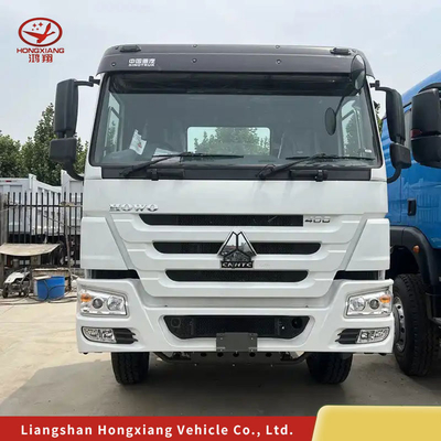 8L motorcapaciteit cilindertractortruck met handmatig raam en zware brandstoftank