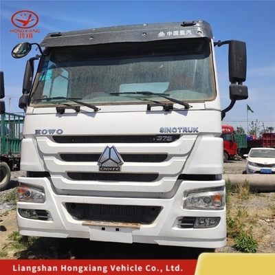 1 Jaar naverkoopservice CNG 6X4 Tractor HOWO T7 Euro 5 Tractorkop en stoelen ≤5