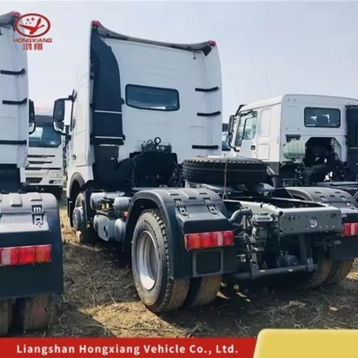Sinotruk HOWO T7 6X4 40tons 420 pk zware trekkertruck voor segment zware vrachtwagenzitjes ≤5