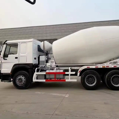 ODM Sinotruk HOWO 6X4 Op zwaar werk berekende 10 Wielen 8cbm 9cbm 10cbm 12cbm Op vrachtwagen gemonteerde mixer