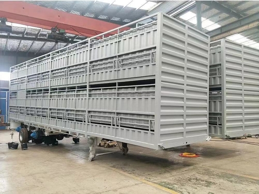 Aanpassing 3 Assen hek Cargo Semi-trailer voor Varkens Runder Vee Schapen Veeteelt