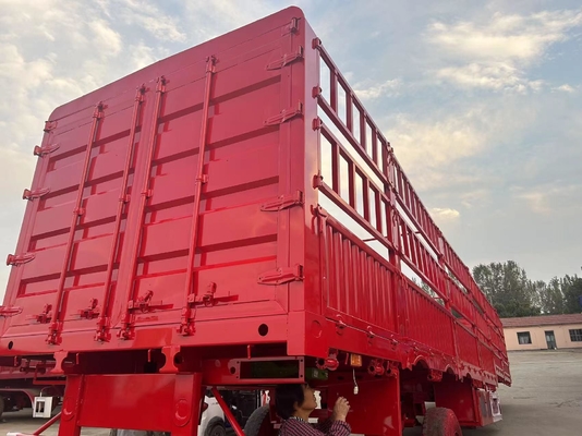 Beveiligd vervoer Semi-trailer met 3-assige hek kruisarm type loopvlak 1820mm