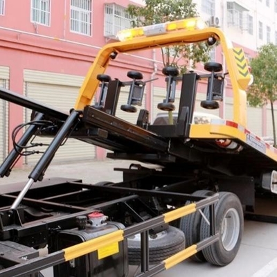 Japan I-Suzu Wrecker sleeptruck afstandsbediening Hydraulische roll back platbed 4X2 6 wielen
