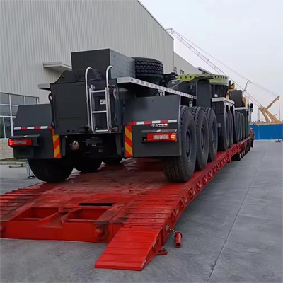 3 assige platte aanhangwagen met 10 banden en ophangingstype achterarm