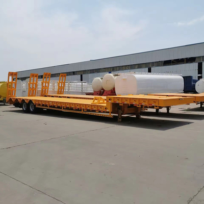 3 assige platte aanhangwagen met 10 banden en ophangingstype achterarm
