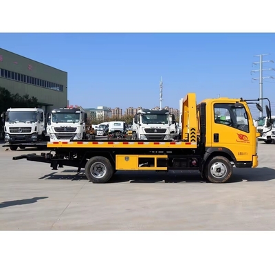 Klant prima 3 Ton Dongfeng Flatbed Rotator Tow Truck Wrecker met 4 Ton Hydraulische Lijn