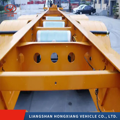 Verwerkte onderdelen voor een half-chassis met gooseneck Vlakbed-trailer met 5,5 ton materiaal